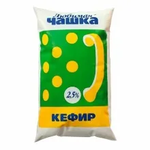 Кефир 2,5% Любимая Чашка 0,9л п/п 1/15 Янта 10сут.  М